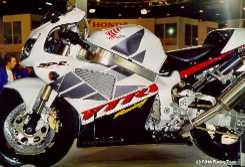HONDA 1000 VTR SP2