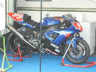 Yamaha 1000 R1