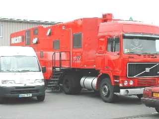 Camion officiel Ducati