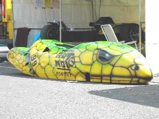 Superbe peinture pour ce side car